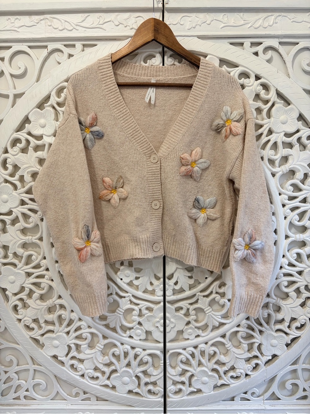 Dreamers by Debut Floral Applique Cardigan Cream Knit Sweater Size S